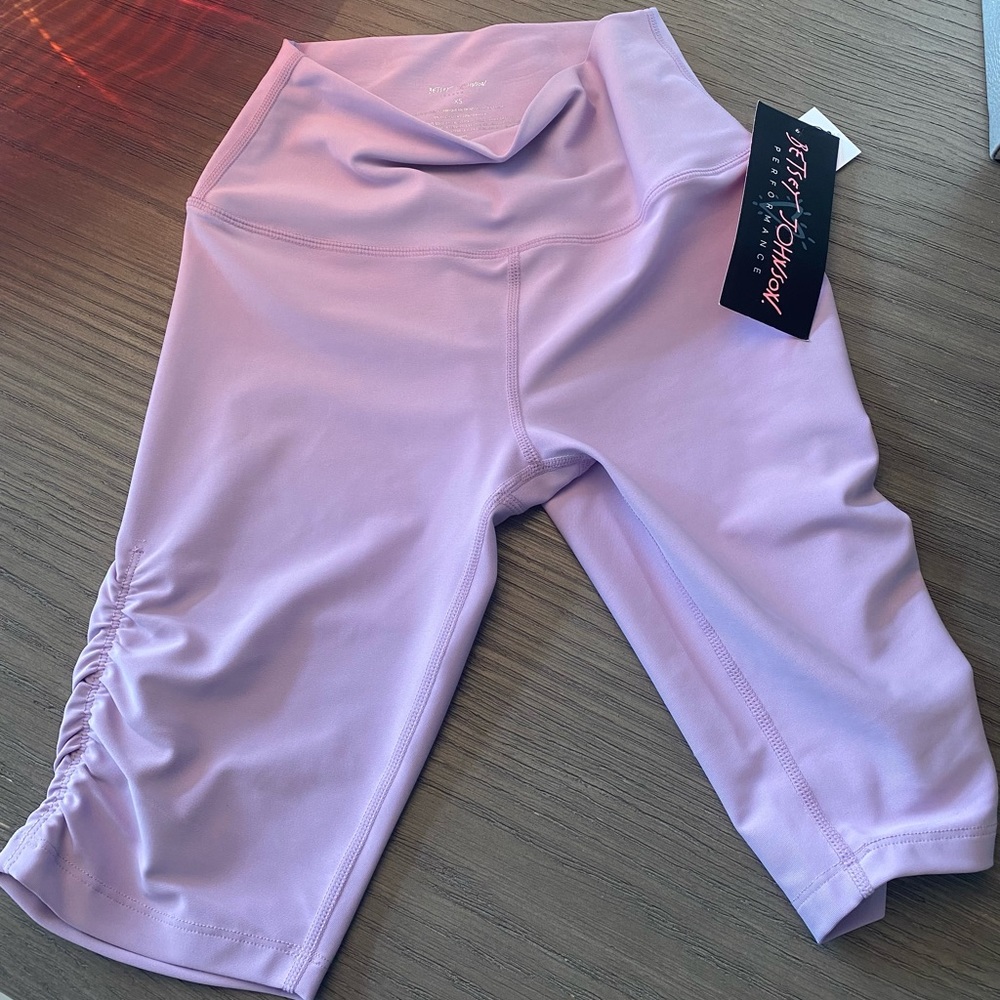 NWT Betsy Johnson lilac leggings